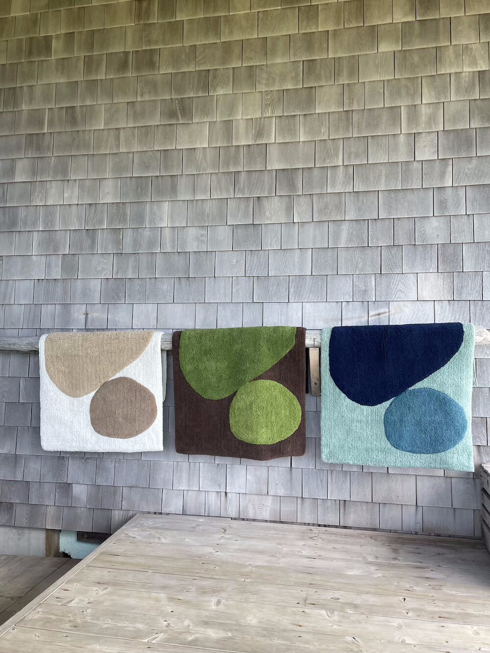 Two Stones Bluebird Bath Rug
